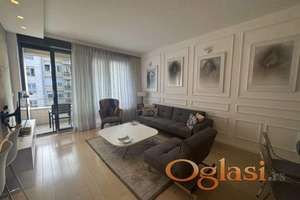 Izdajemo lux 2.0 stan na Vračaru, kod Hrama, 72m2